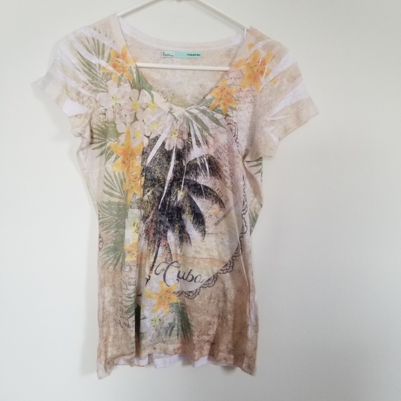 BOGO Maurices Graphic Tee - Picture 1 of 5